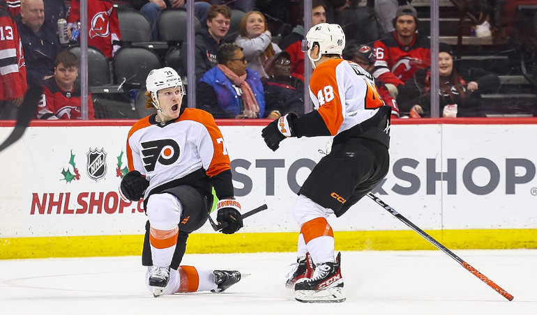Tippett Re-Signed with the Flyers for $49.6 Million